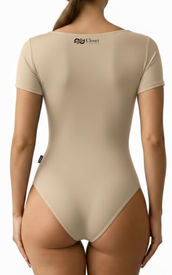 Closet T-Shirts - Body Poliamida Decote Quadrado Manga Curta Nude